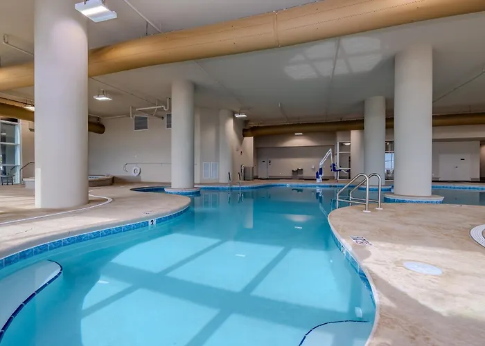 Phoenix Gulf Towers 1105 Apartment *